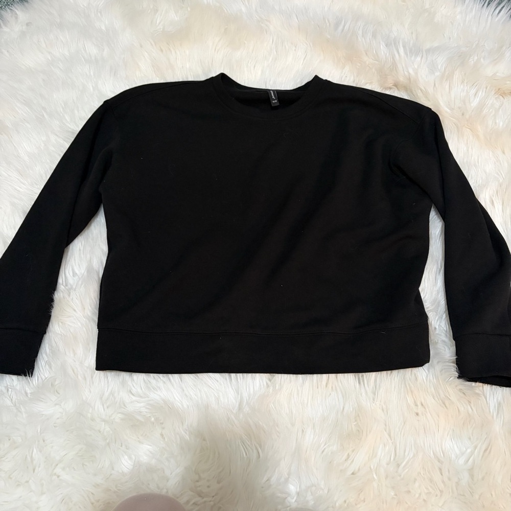 Lazy pants black pull over sweater size M